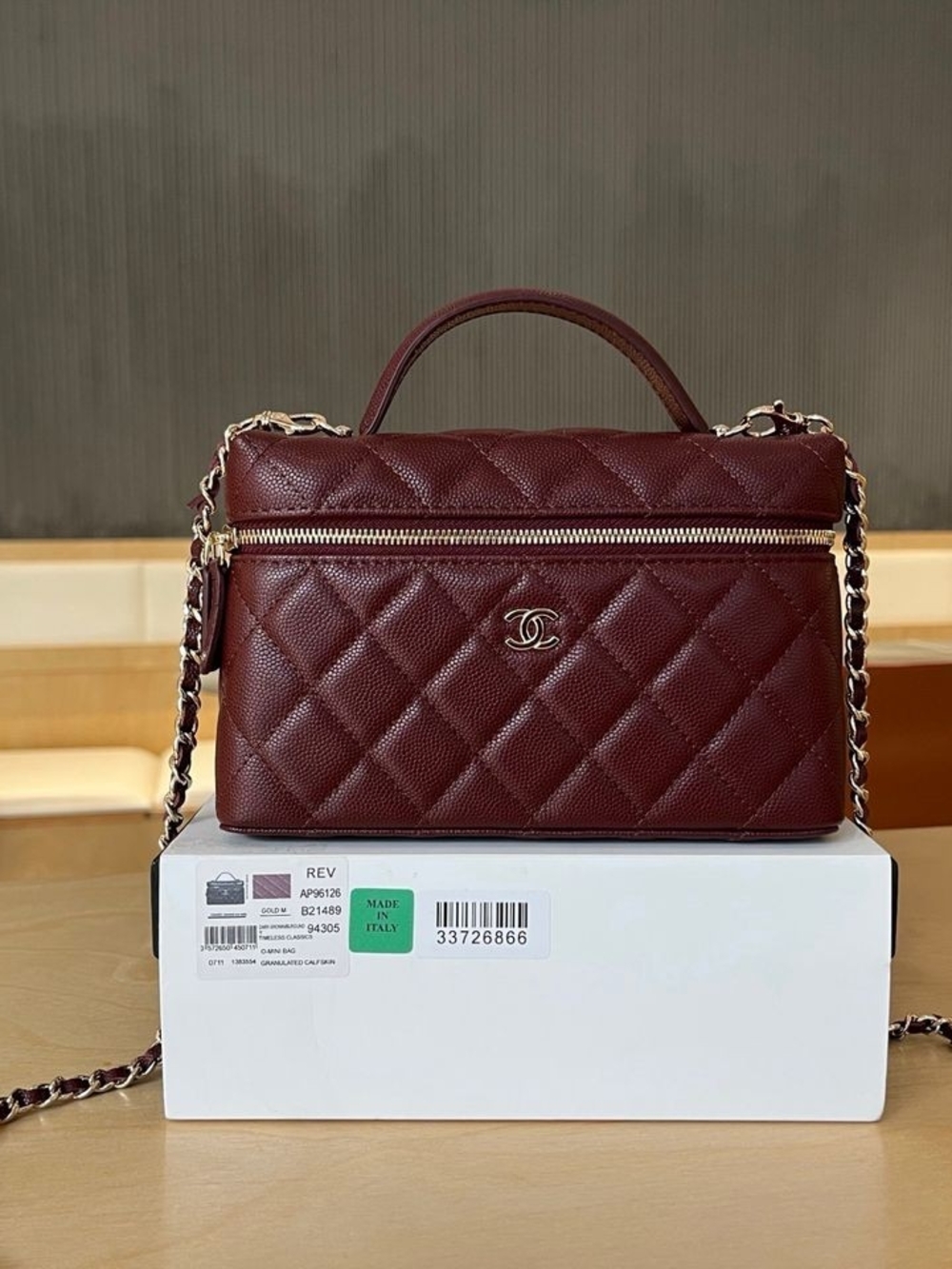 CHANEL Quilted Caviar Leather Top Handle Shoulder Bag - Burgundy